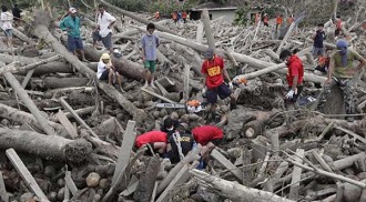 NCR students join relief efforts for Pablo’s victims