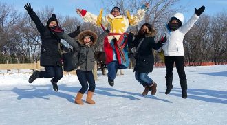 Embracing winter at Festival du Voyageur