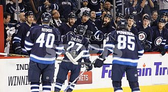 Winnipeg Jets vs Nashville Predators