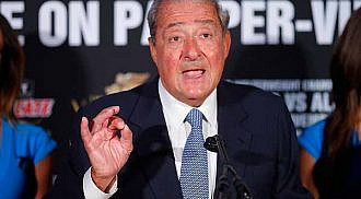 Boxing pundits await Bob Arum’s words