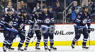 Jets remain tough at home