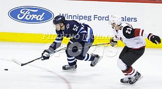 Jets remain tough at home