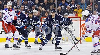 Jets remain tough at home