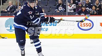 Jets remain tough at home