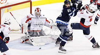 Jets remain tough at home