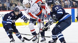 Jets remain tough at home