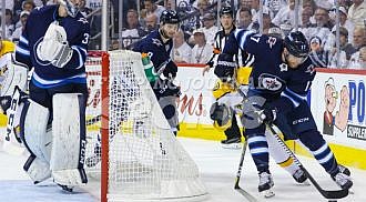 Game Three favours Vegas, Jets now trailing 2-1