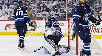 Game Three favours Vegas, Jets now trailing 2-1