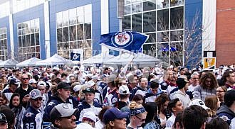 Jets defeat Wild in 5