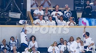 Game Three favours Vegas, Jets now trailing 2-1