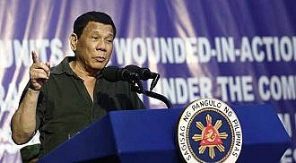 Duterte wants public servants who will help his administration