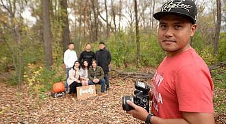 Fall photo sessions go on amid pandemic