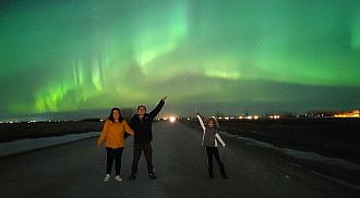 Sharon, Nino, Xea and friends happy seeing the northern lights (King Edward and Jefferson Ave.)